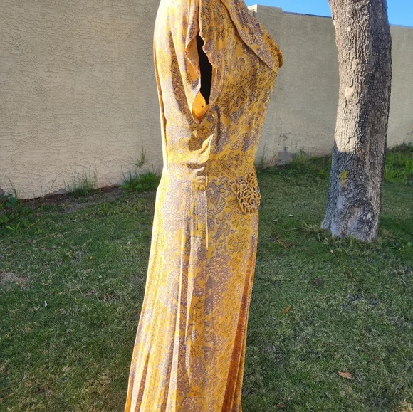 Vintage 1940s Novelty Print Dress with Lattice Features - Picture 7 of 13